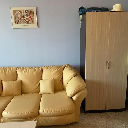 уютные с бассейном у моря в г. Appartement *
