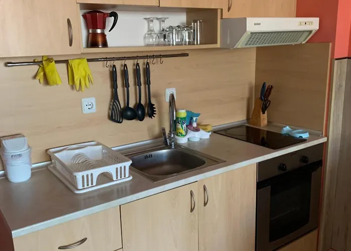 уютные с бассейном у моря в г. Lägenhet